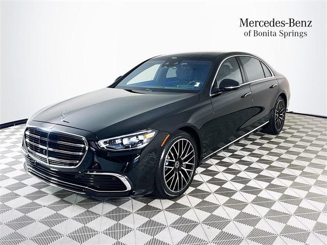 Photo of 2022 Black Mercedes-Benz S-Class