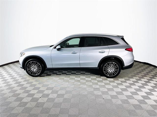 Photo of 2026 Silver Metallic Mercedes-Benz GLC 300