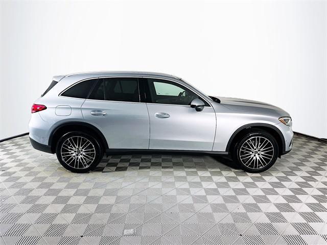 Photo of 2026 Silver Metallic Mercedes-Benz GLC 300