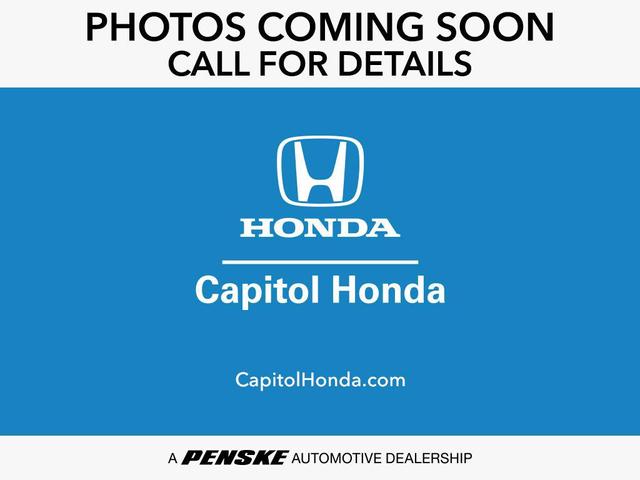 Photo of 2025 Platinum White Pearl Honda Odyssey