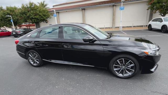 Photo of 2021 Crystal Black Pearl Honda Accord