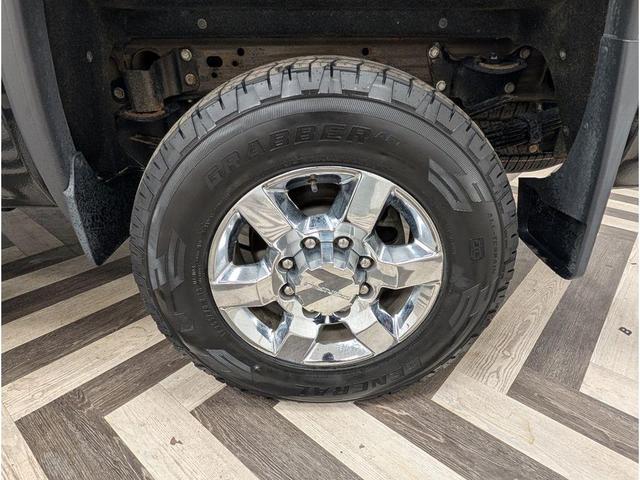 Photo of 2016 Onyx Black GMC Sierra 3500