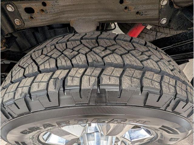 Photo of 2016 Onyx Black GMC Sierra 3500