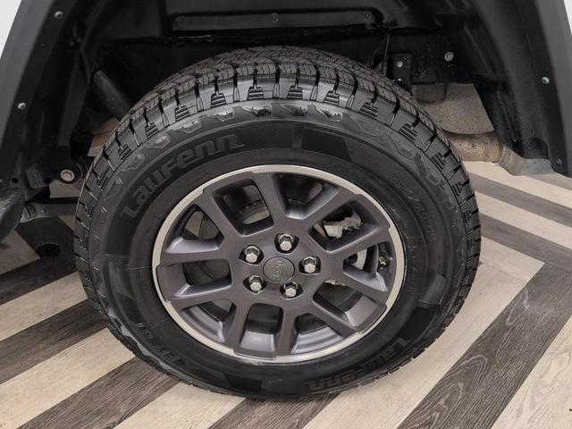 Photo of 2021 Bright White Clearcoat Jeep Gladiator