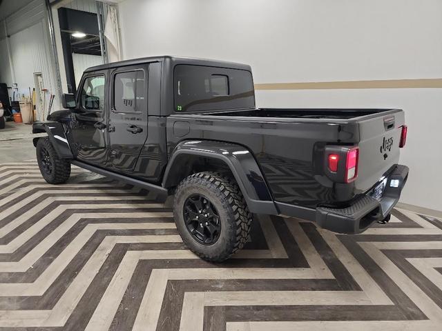 Photo of 2023 Black Clearcoat Jeep Gladiator