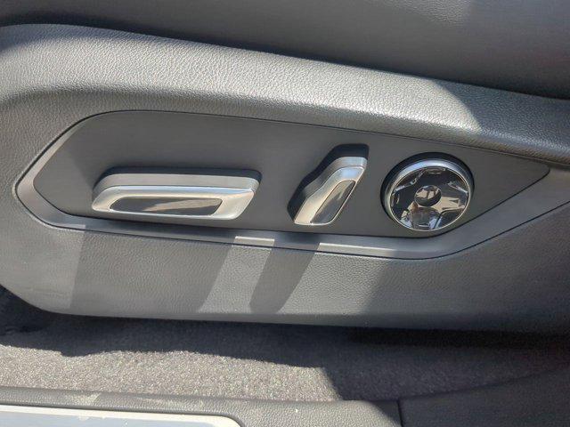 Photo of 2025 Carbon Acura RDX