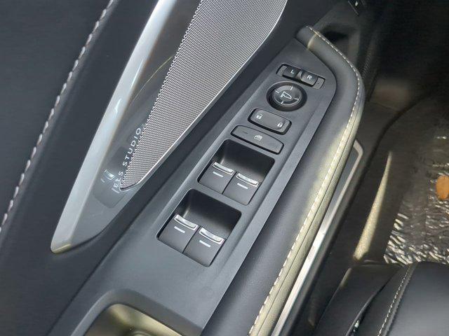 Photo of 2025 Carbon Acura RDX