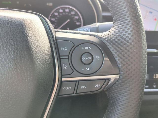 Photo of 2022 Wind Chill Pearl Toyota Avalon