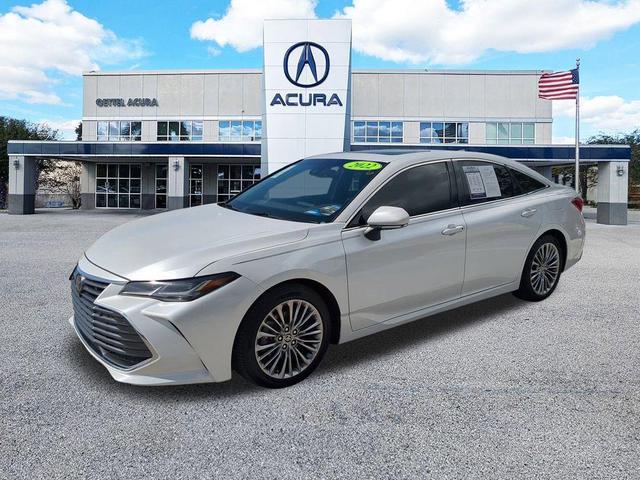 Photo of 2022 Wind Chill Pearl Toyota Avalon