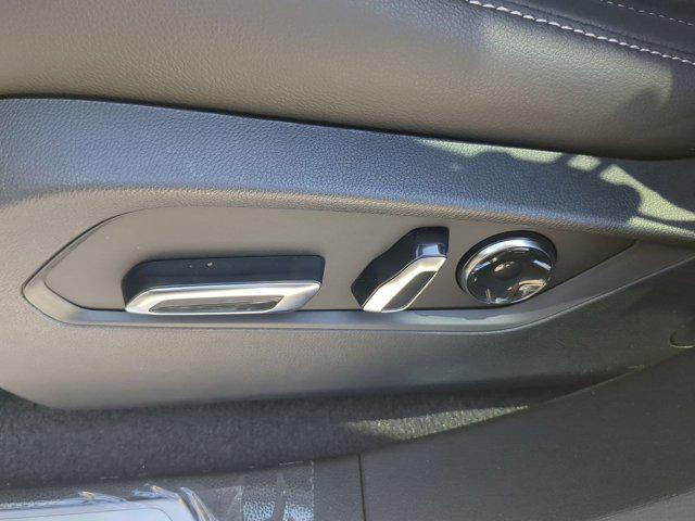 Photo of 2025 Carbon Acura RDX