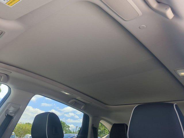 Photo of 2025 Carbon Acura RDX