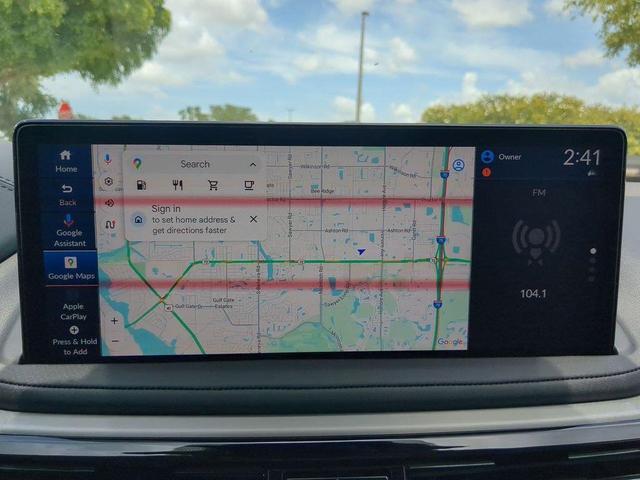 Photo of 2025 Platinum Acura MDX