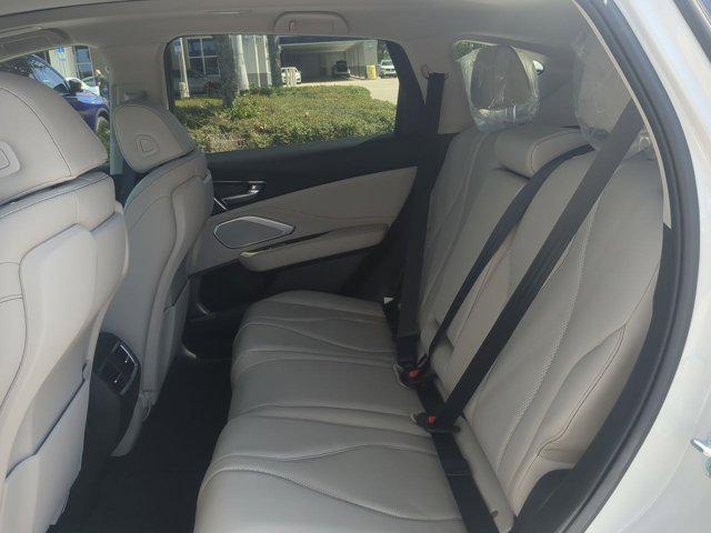 Photo of 2025 Platinum Acura RDX