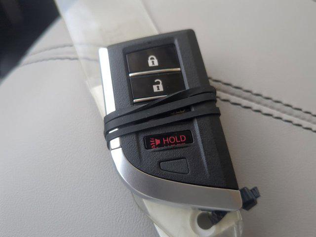 Photo of 2025 Platinum Acura RDX