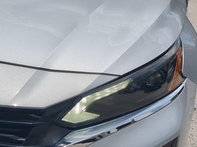 Photo of 2023 Brilliant Silver Metallic Nissan Altima