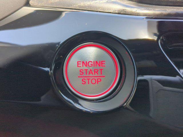 Photo of 2025 Platinum Acura MDX