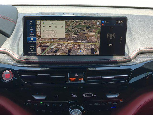 Photo of 2025 Platinum Acura MDX