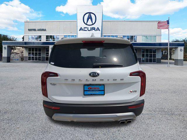 Photo of 2020 Snow White Pearl Kia Telluride