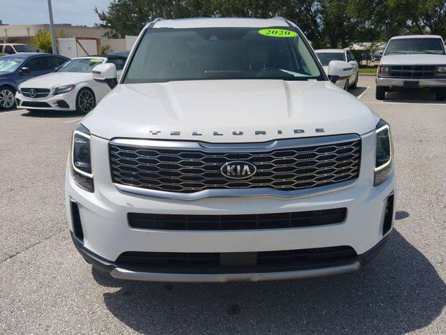 Photo of 2020 Snow White Pearl Kia Telluride