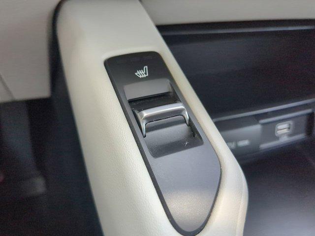 Photo of 2020 Snow White Pearl Kia Telluride
