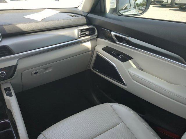 Photo of 2020 Snow White Pearl Kia Telluride