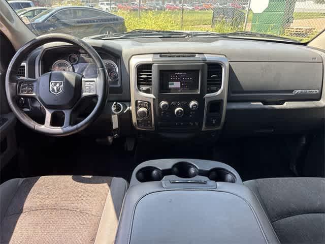 Photo of 2017 Bright White Clearcoat RAM 1500