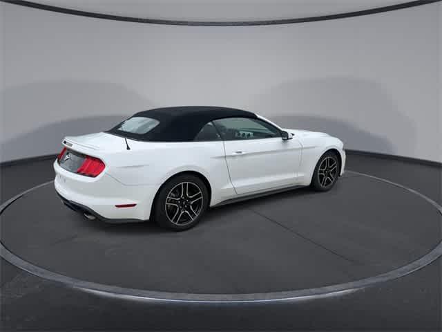Photo of 2022 Oxford White Ford Mustang