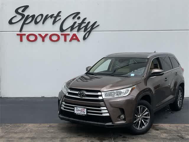 2017 Toyota Highlander