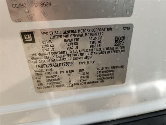 Photo of 2020 Summit White Buick Envision