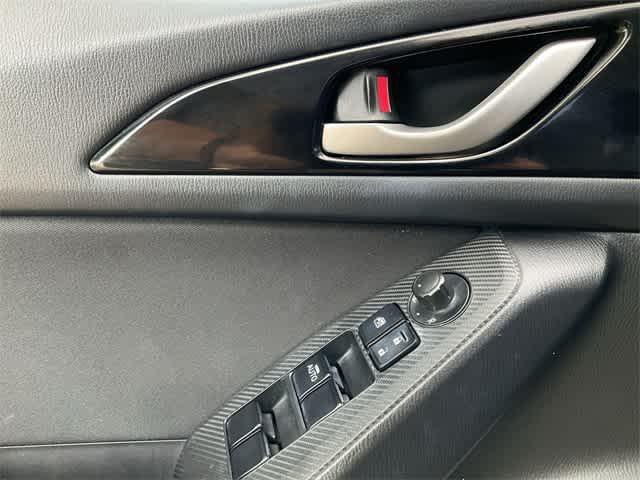 Photo of 2016 Jet Black Mica Mazda Mazda3