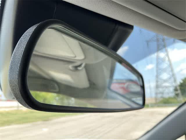 Photo of 2024 Ice Cap Toyota RAV4