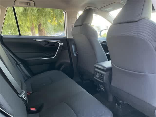 Photo of 2024 Silver Sky Metallic Toyota RAV4
