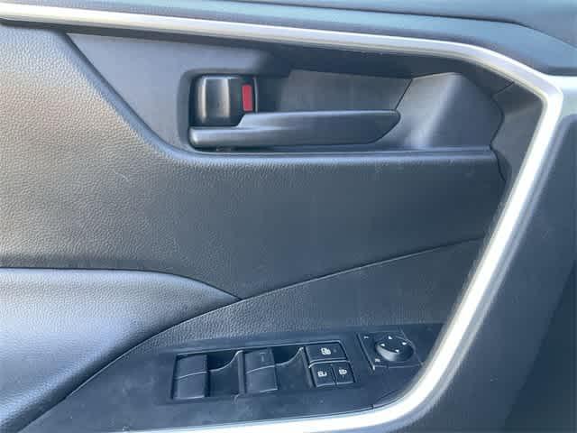 Photo of 2024 Silver Sky Metallic Toyota RAV4