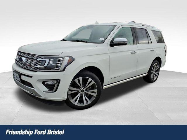 Photo of 2021 White Metallic Ford Expedition