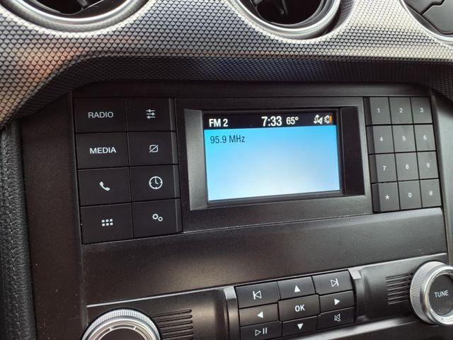 Photo of 2021 Oxford White Ford Mustang