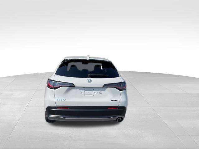 Photo of 2024 White Honda HR-V