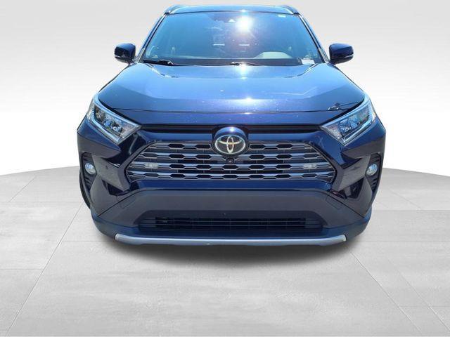 Photo of 2020 Blue Toyota RAV4