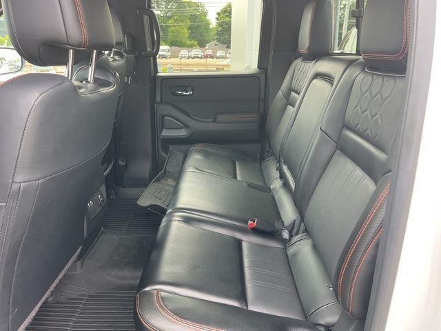 Photo of 2024 Glacier White Nissan Frontier