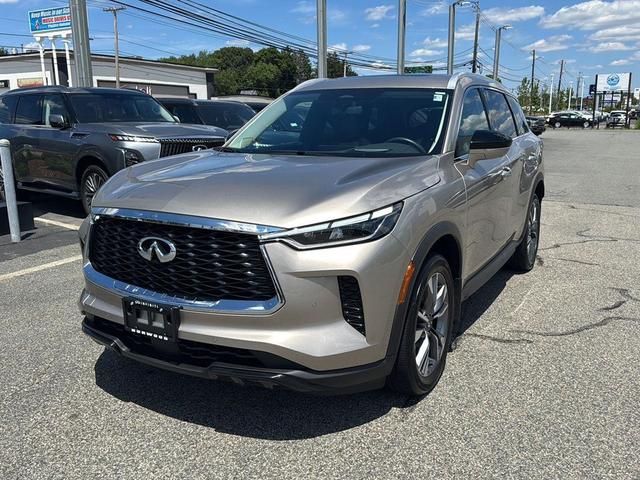 Photo of 2024 Warm Titanium INFINITI QX60