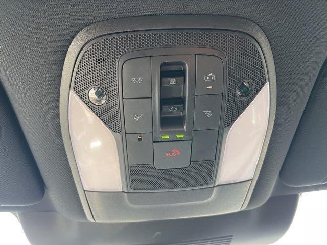 Photo of 2025 Mnbw Blue INFINITI QX60