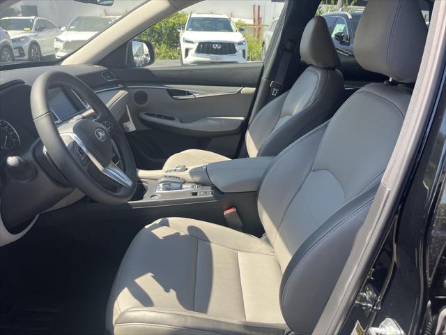 Photo of 2025 Black Obsidian INFINITI QX50