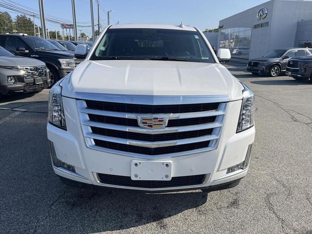 Photo of 2020 Crystal White Tri-Coat Cadillac Escalade