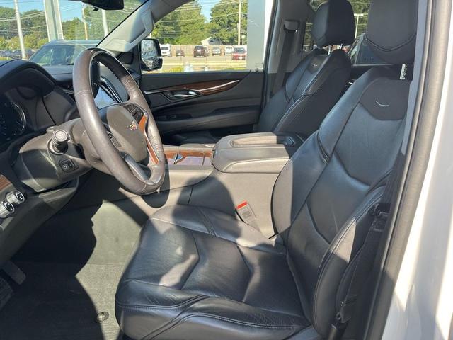 Photo of 2020 Crystal White Tri-Coat Cadillac Escalade