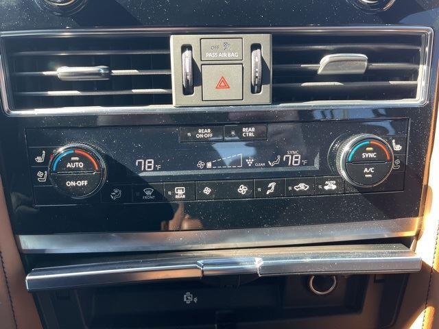 Photo of 2024 Moonstone White INFINITI QX80