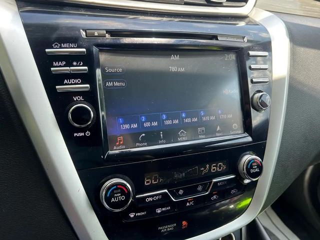 Photo of 2017 Pearl White Nissan Murano