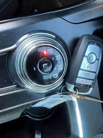 Photo of 2019 Blue Ford Fusion Hybrid