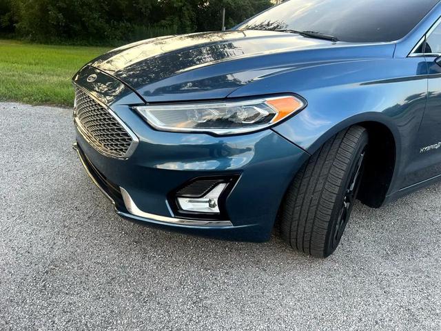 Photo of 2019 Blue Ford Fusion Hybrid