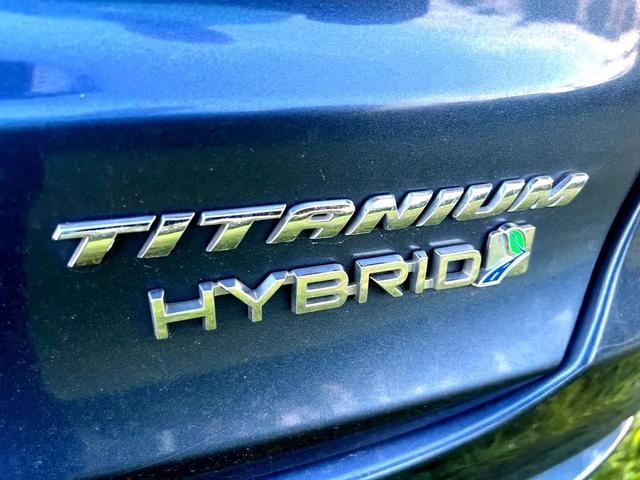 Photo of 2019 Blue Ford Fusion Hybrid
