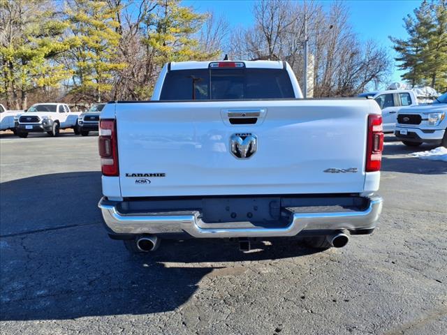 Photo of 2022 Bright White Clearcoat RAM 1500