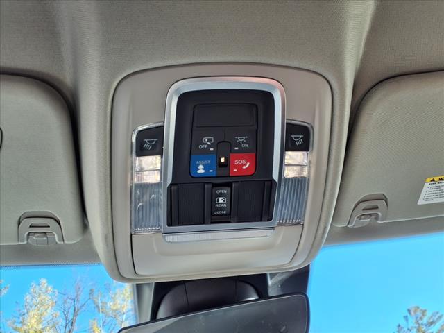 Photo of 2022 Bright White Clearcoat RAM 1500